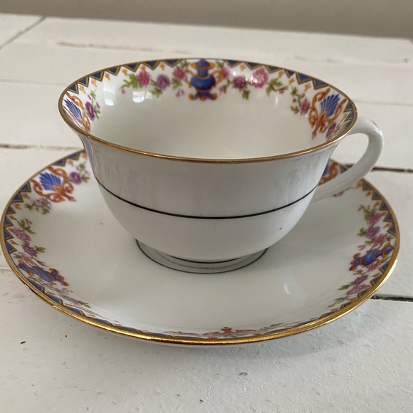 VTG LIMOGES FRANCE TEACUP AND SAUCER IN PATTERN GRR20 - Picture 2 of 12